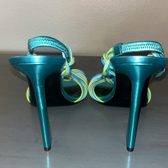 YSL Saint Laurent Gippy Multicolor Strappy Knot Patent Leather Sandal 38.5-US 8 - Picture 8 of 17
